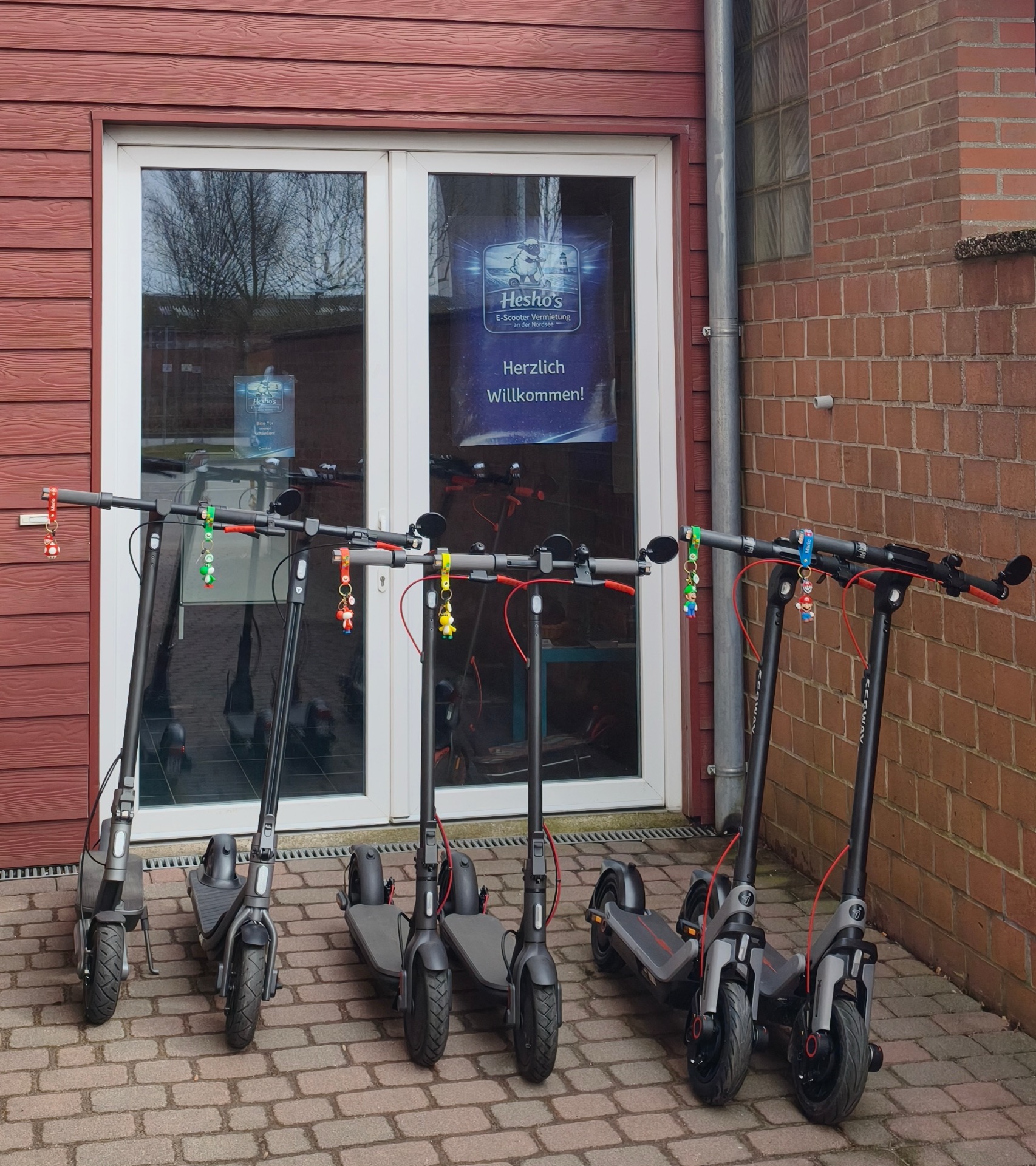 Läden und Aktivitäten/Heshos E-Scooter/Bild 1.jpg